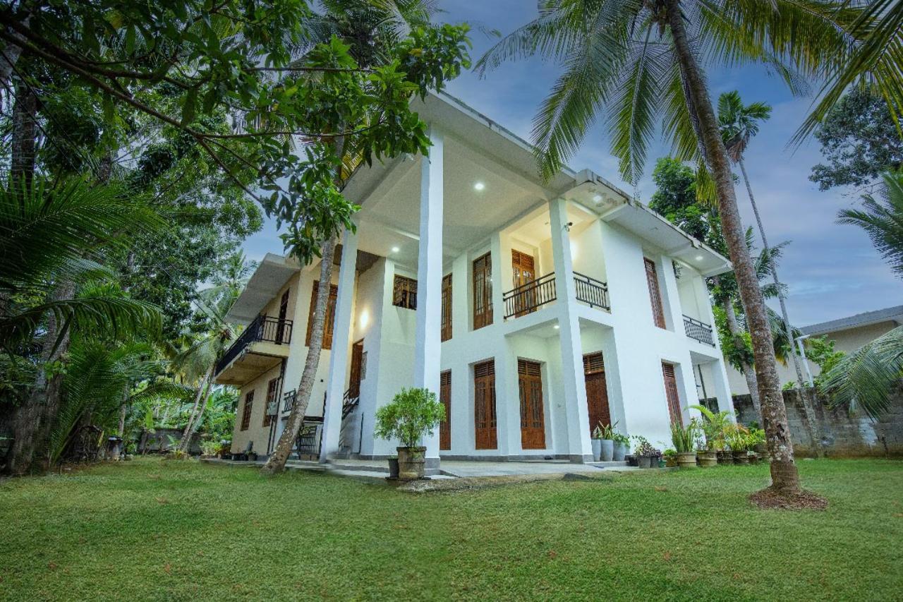 Homejay Residancies Unawatuna Esterno foto